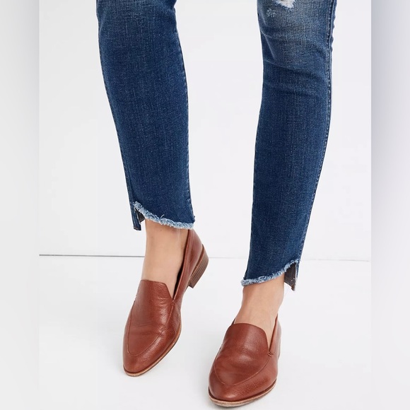 Madewell 10" High-Rise Skinny Jeans: Cutout Tulip Hem Edition - Picture 5 of 16